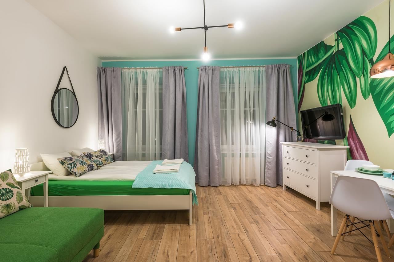 Around Market Square Apartments Krakow Ngoại thất bức ảnh