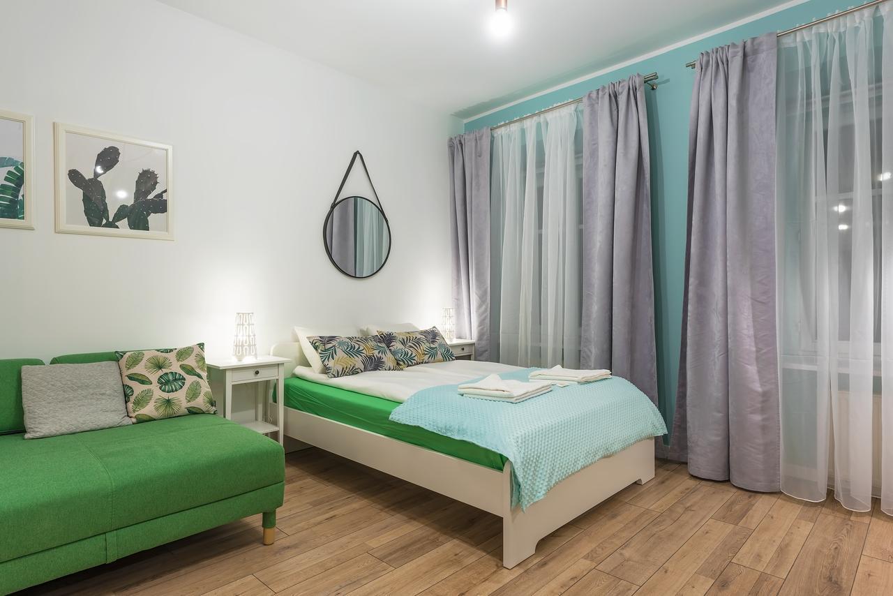 Around Market Square Apartments Krakow Ngoại thất bức ảnh