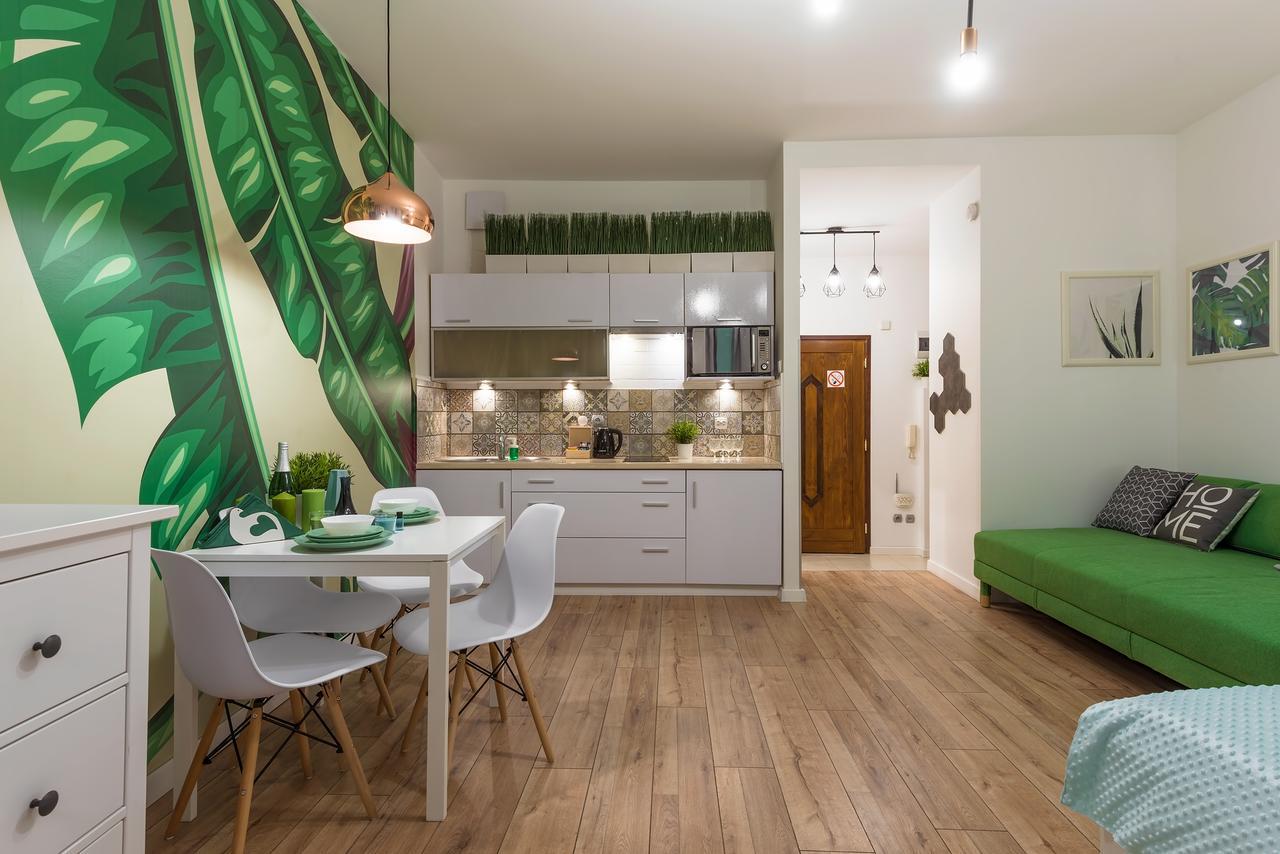 Around Market Square Apartments Krakow Ngoại thất bức ảnh