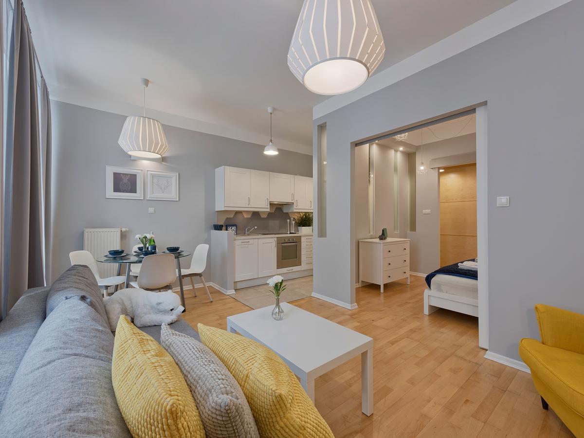 Around Market Square Apartments Krakow Ngoại thất bức ảnh
