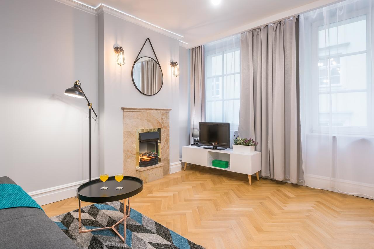 Around Market Square Apartments Krakow Ngoại thất bức ảnh