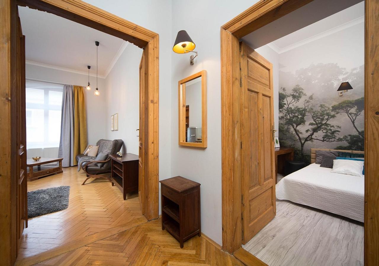Around Market Square Apartments Krakow Ngoại thất bức ảnh