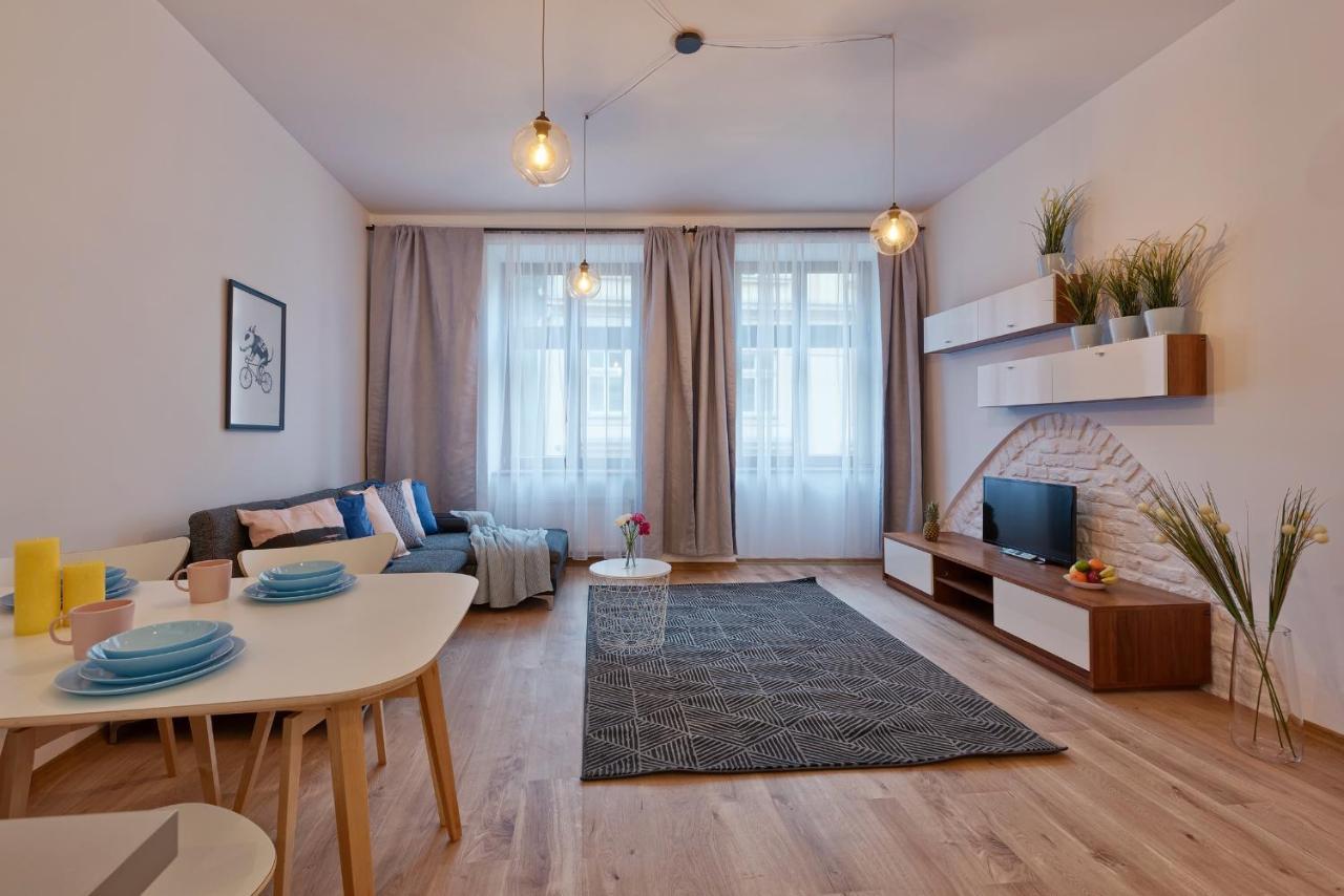 Around Market Square Apartments Krakow Ngoại thất bức ảnh